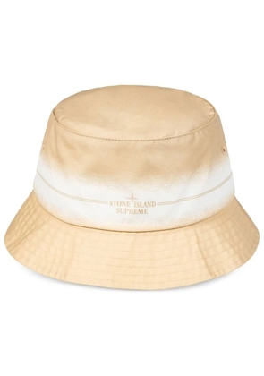 Supreme x Stone Island stripe-detail crusher hat - Neutrals