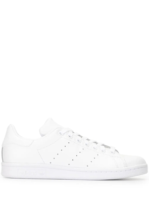adidas lace up trainers - White