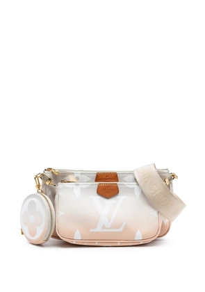 Louis Vuitton Pre-Owned 2021 Monogram Giant By The Pool Multi Pochette Accessoires satchel - Brown