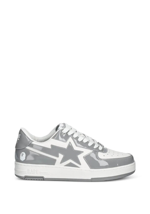 A BATHING APE® star-embellishment sneakers - White