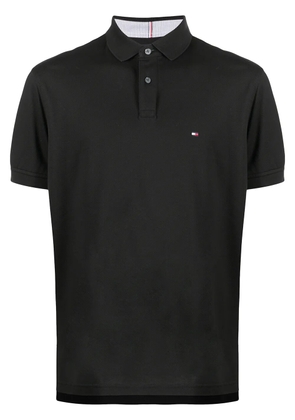 Tommy Hilfiger logo-patch short-sleeved polo shirt - Black