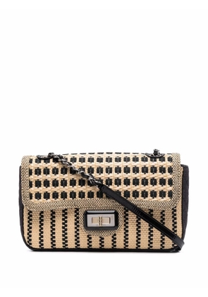 CHANEL Pre-Owned 2011 raffia shoulder bag - Neutrals