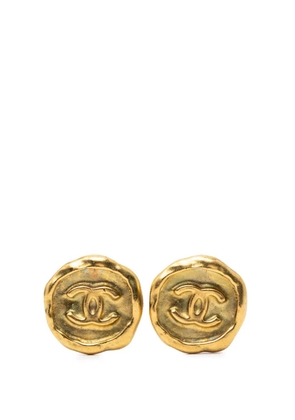 CHANEL Pre-Owned 1995 CC Gold Plated Round Clip On Earrings costume earrings