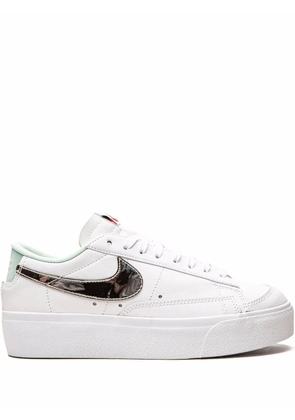 Nike Blazer Low Platform sneakers - White