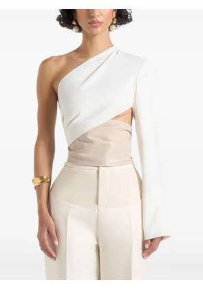 Manière De Voir Coralie one-sleeve faux-leather wrap white top