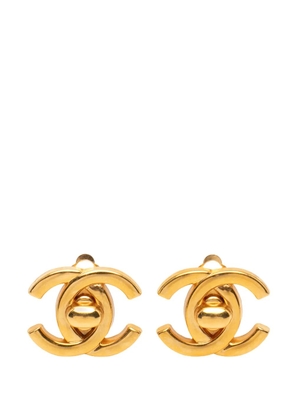 CHANEL Pre-Owned 1996 CC Gold Plated Turn Lock Clip on Earrings costume earrings