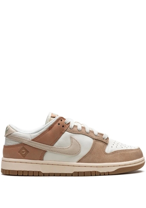Nike Dunk Low SE 'Australia' sneakers - Brown