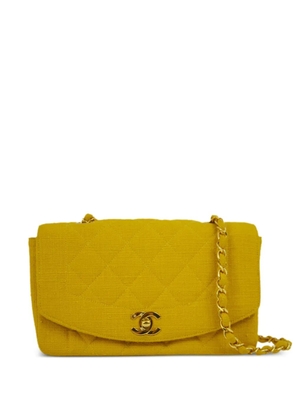 CHANEL Pre-Owned 1992 small Diana shoulder bag - Yellow