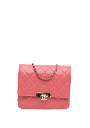 CHANEL Pre-Owned 2018 Quilted Caviar Golden Class Wallet On Chain crossbody bag - Pink