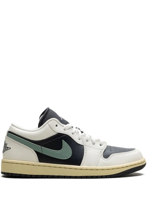 Jordan Air Jordan 1 Low 'Jade Smoke' sneakers - White