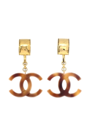 CHANEL Pre-Owned 1994 CC half-hook clip-on earrings - Gold