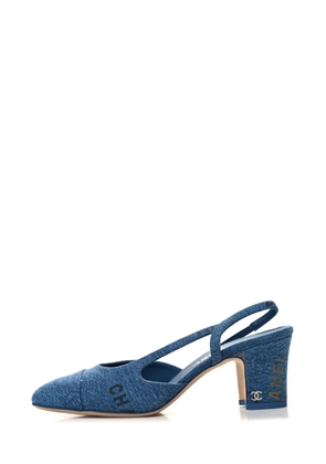 CHANEL Pre-Owned Cap Toe CC slingback pumps - Blue