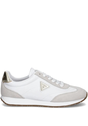 GUESS USA logo-plaque sneakers - White