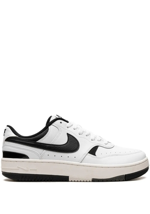 Nike Gamma Force 'White/Black' sneakers