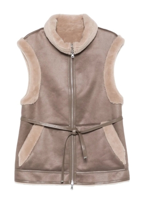 Urbancode fur-trimmed zip-front vest - Grey