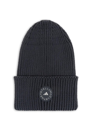 adidas by Stella McCartney ribbed logo-patch beanie hat - Grey