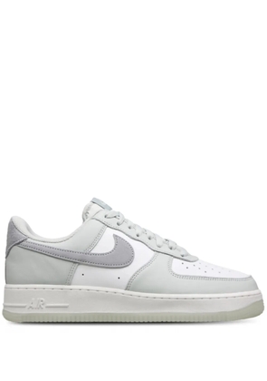 Nike Air Force 1 '07 LV8 'Light Silver Pumice' sneakers - White