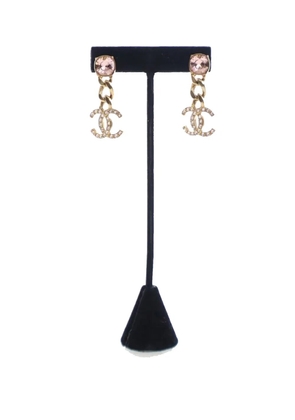 CHANEL Pre-Owned 2023 CC Gold Plated Crystal Drop Push Back Earrings costume earrings - Pink