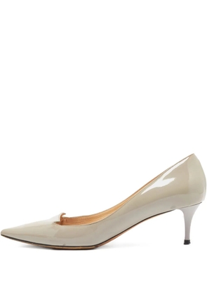 Jimmy Choo Pre-Owned 55mm patent-leather pumps - Grey