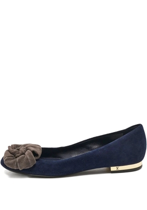 Louis Vuitton Pre-Owned bow-detail suede ballet flats - Blue