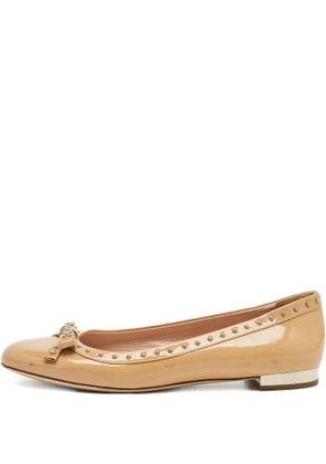 Miu Miu Pre-Owned studded leather ballet flats - Neutrals