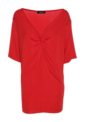 BASLER V-neck T-shirt - Red