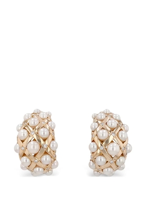 CHANEL Pre-Owned 1990s Baroque diamond pearl yellow gold earrings