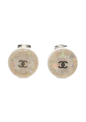 CHANEL Pre-Owned 1999 CC Resin Clip On Earrings costume earrings - White