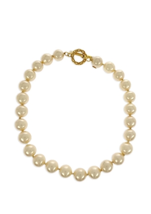 CHANEL Pre-Owned 1994 pearl necklace - Neutrals
