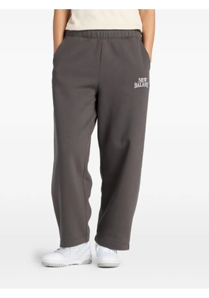 New Balance logo-detail track pants - Black