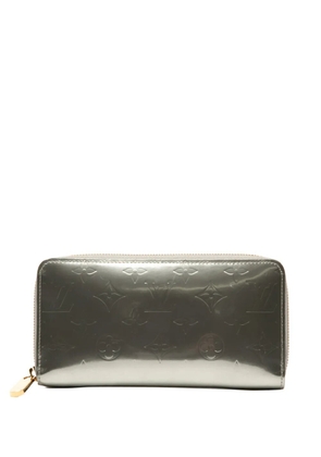 Louis Vuitton Pre-Owned 2017 Monogram Vernis Zippy Wallet long wallets - Silver