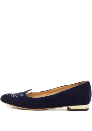 Charlotte Olympia Kitty embroidered flat pumps - Blue