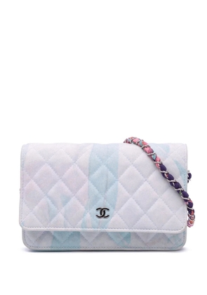 CHANEL Pre-Owned 2019 CC Quilted Canvas Jungle Jeans Wallet on Chain crossbody bag - White