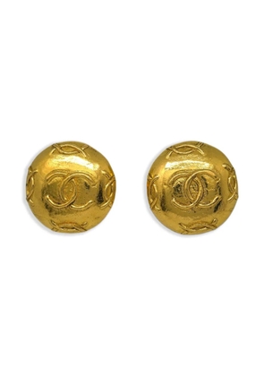CHANEL Pre-Owned 1990-2000s button earrings - Gold