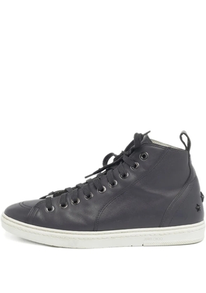 Jimmy Choo Pre-Owned leather high-top sneakers - Grey