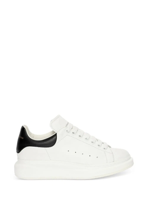 Alexander McQueen Pre-Owned Larry lace-up sneakers - White