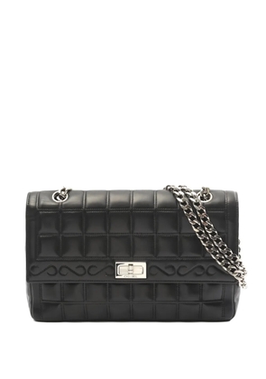 CHANEL Pre-Owned 2000-2002 Chocobar 2.55 quilted chain-strap shoulder bag - Black