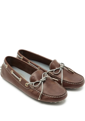 Tod's Gommino bow-detail boats - Brown
