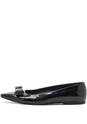 Ferragamo Pre-Owned Vara bow-detail ballet flats - Black