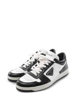 Prada Pre-Owned 2010s Downtown sneakers - White
