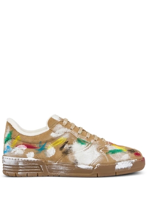 Moschino painted leather sneakers - Brown