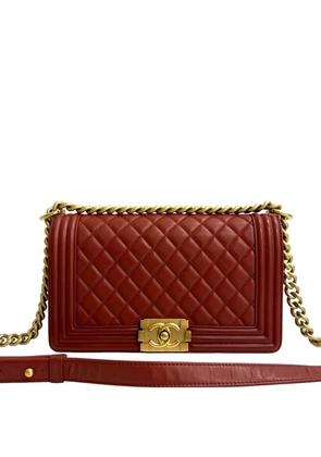 CHANEL Pre-Owned 2018 Old Medium Quilted Lambskin Boy Flap crossbody bag - Red