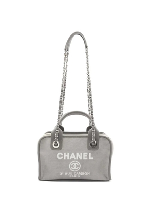 CHANEL Pre-Owned 2014 Deauville chain leather bowling bag - Grey