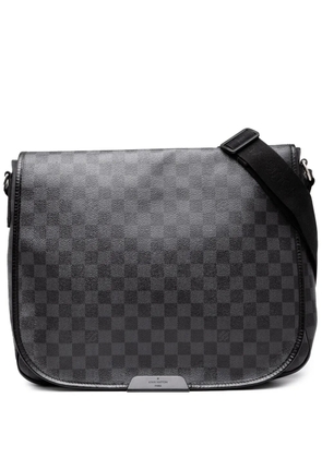 Louis Vuitton Pre-Owned 2009 Damier Graphite Daniel MM crossbody bag - Black