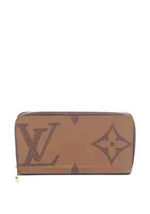 Louis Vuitton Pre-Owned 2020 Zippy monogram reverse wallet - Brown