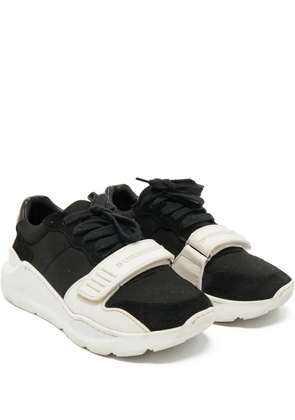 Burberry Pre-Owned Ramsey black sneakers
