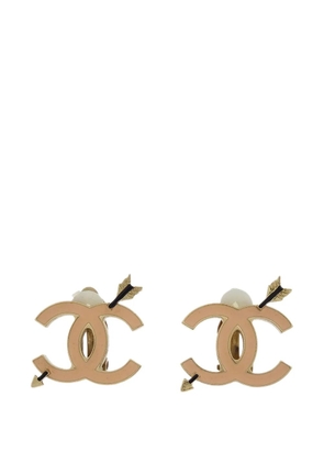 CHANEL Pre-Owned 2010 cc-detail earrings - Gold