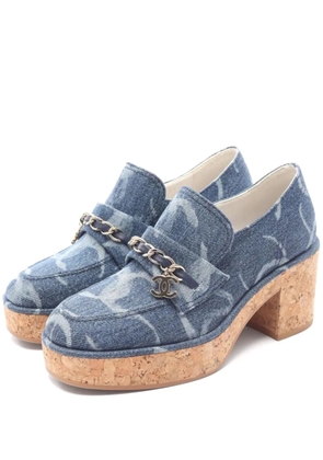 CHANEL Pre-Owned 1986-1988s 70mm Coco chain platform loafers - Blue