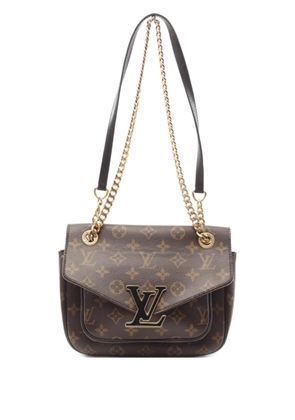 Louis Vuitton Pre-Owned 2021 Passy shoulder bag - Brown