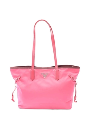 Prada Pre-Owned 2010s logo-plaque shoulder bag - Pink